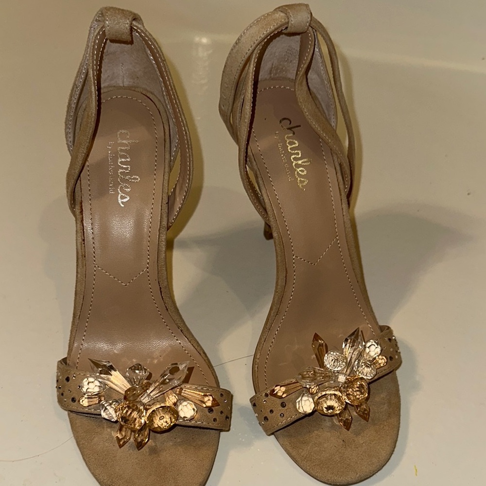 Charlies by Charles David Tan Heels with Gold Floral Embellishments 6M